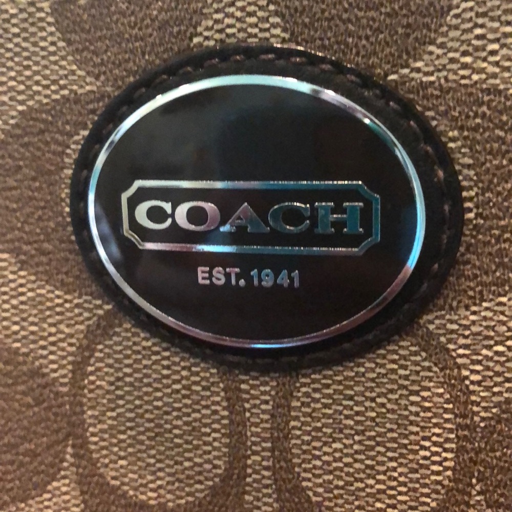 Authentic Coach Signature Purse - Picture 2 of 8